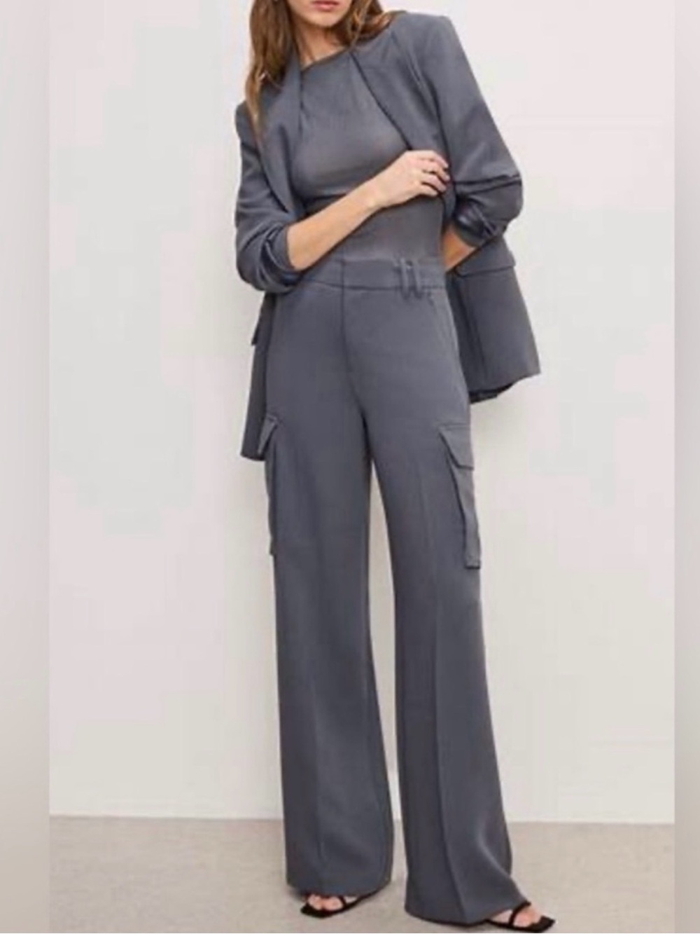 NWOT Good American Slate Gray LUXE SUITING CARGO TROUSERS Size 24W